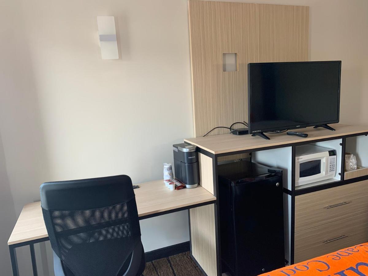 Hotel Sunbird Cape Cod Annex 3*