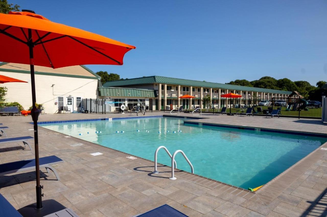 Hotel Sunbird Cape Cod Annex 3*